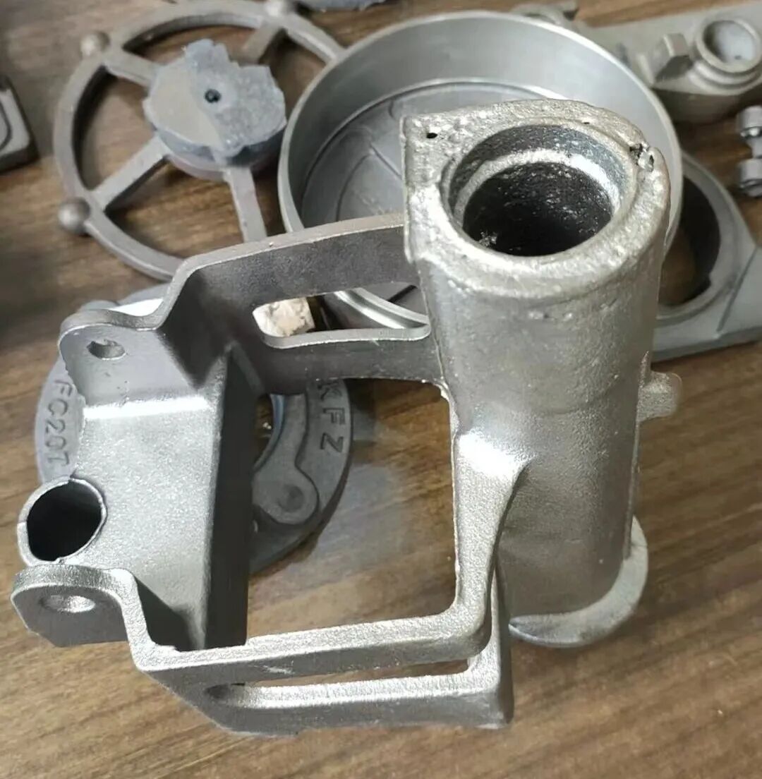 Perawatan porositas parah pada inti pasir berbentuk tabung silinder selama produksi bagian besi ulet menggunakan teknologi pencetakan pasir hijau